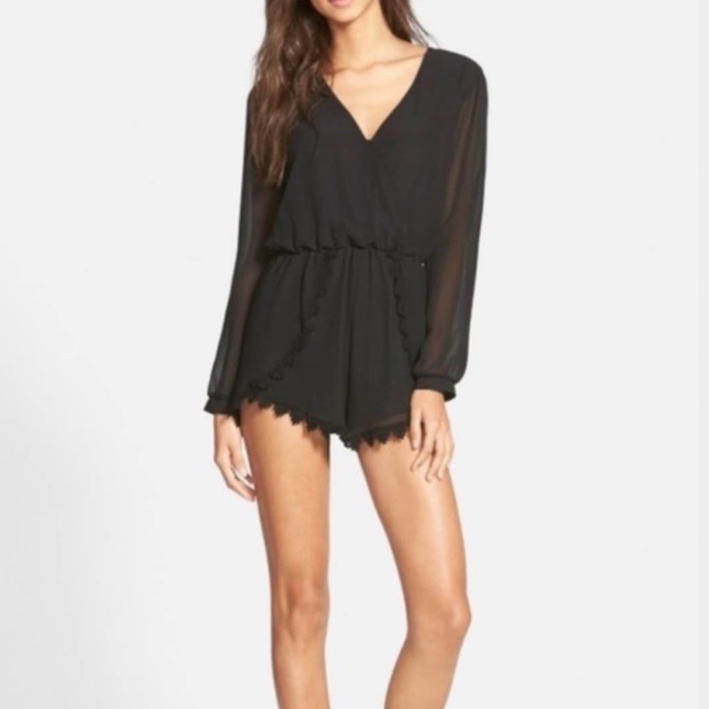 ASTR The Label Black Lace Long Sleeve Romper Size Small